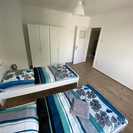 Apartment Core - *
